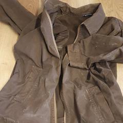 Jas, som rapportert av DGTL Amsterdam ved bruk av iLost