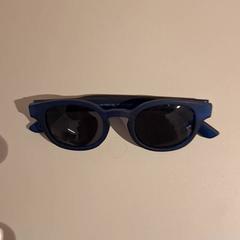 Eguzkitako betaurrekoak, gisa salatu by Bibliotheek Neude (Utrecht) iLost erabiliz