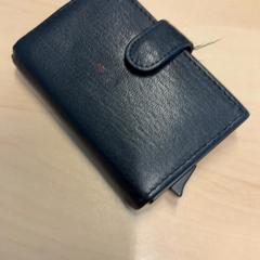 Posiadacz karty, zgłoszono przez RET przy użyciu iLost