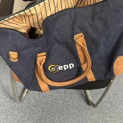 Taška, ako bolo nahlásené Sheraton Brussels Airport Hotel pomocou iLost