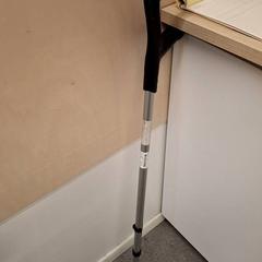 Krücke, gemeldet von IKEA Montpellier über iLost