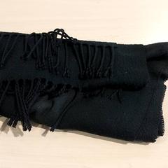 Kleding - Sjaal zwart, rapporterat av Centraal magazijn med iLost