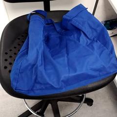 Sac Blauwe tas, sportschoenen, a été signalé par Arriva Twents utilisant iLost