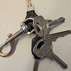 Gakoa, gisa salatu by HTM iLost erabiliz