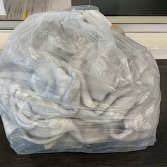 Sac - Plastiek zak, a été signalé par Regio Limburg - Leuven utilisant iLost