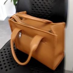 Bolsa, ha sido reportado por Arriva Infoshop Enschede con iLost