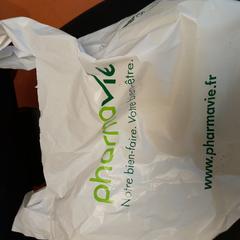 Taška pharmacie, jak nahlášeno TCL pomocí iLost