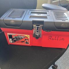 Toolbox rood en zwart, as reported by Regio Oost-Vlaanderen using iLost
