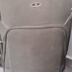 الحقيبة عشبي، كما تم الإبلاغ عنه بواسطة محطة الدمام (الدمام) عبر iLost