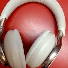 Koptelefoon, zoals gemeld door UvA REC met iLost