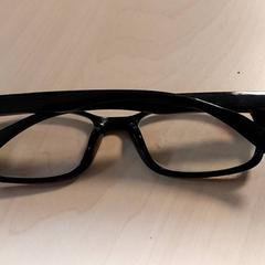 Glasögon, rapporterat av Regio Oost-Vlaanderen med iLost