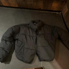 Jacket Puffy, as reported by Club Nyx/Exit Café using iLost