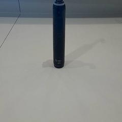 Brosse à dents électrique tandsn, a été signalé par Van der Valk Hotel Schiphol utilisant iLost