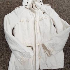 Jacke Wit, gemeldet von DierenPark Amersfoort über iLost