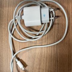 Cargador white USB-C, ha sido reportado por Vrije Universiteit Brussel (VUB) con iLost