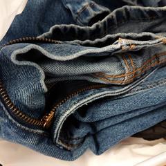 Jeans, as reported by Inntel Hotels Amsterdam Centre using iLost