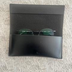 Glasses, iLost에 보고됨