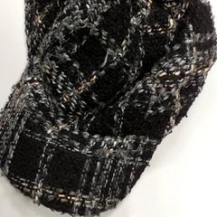 Ropa - Muts, ha sido reportado por Regio West-Vlaanderen con iLost