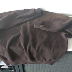 Vêtements - Trui, a été signalé par Regio Limburg - Leuven utilisant iLost