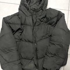 Kleding  - Jas zwart, som rapportert av Centraal magazijn ved bruk av iLost