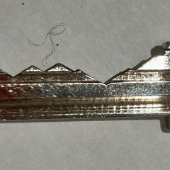 Clef métal, segons ha informat TCL mitjançant iLost