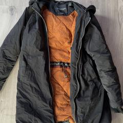 Jas Scotch & Soda, amint azt az iLostnak jelentették.