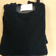 Clothing - Pull zwart, as reported by Centraal magazijn using iLost