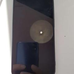 İLost kullanarak Regio Limburg - Leuven tarafından bildirildiği gibi Akıllı telefon + achterkant gebarsten iPhone