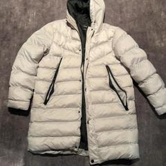 Jas, amint azt Van der Valk Hotel Haarlem az iLost segítségével jelentette.