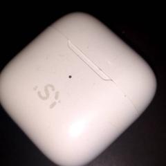 Airpods case, as reported by TivoliVredenburg using iLost