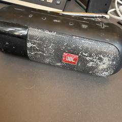 Speaker/radio JBL, as reported to iLost