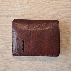 Portfel Desmet, zgłoszono przez Regio West-Vlaanderen przy użyciu iLost