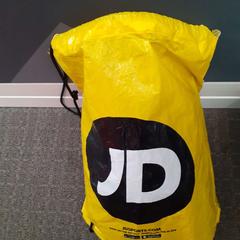 Sac, a été signalé par Regio Limburg - Leuven utilisant iLost