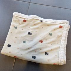 Baby deken, zoals gemeld door Centraal magazijn met iLost