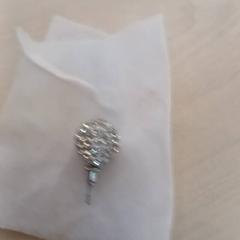 İLost kullanarak IKEA Soroksár Budapest tarafından bildirildiği gibi Küpe