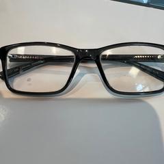 Lentes blauw grijs, segundo informou Arriva Limburg Zuid usando iLost