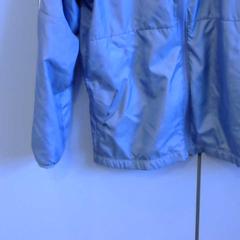 Jakke, som rapportert av Walibi Holland ved bruk av iLost