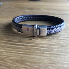 Bruine gevlochten armband Rebbel & Rose, come riportato a iLost