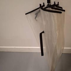 우산들, iLost를 사용하여 IKEA Paris - Italie Deux에 보고됨