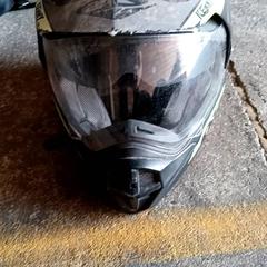 Casco de scooter, segundo informou Regio Limburg - Leuven usando iLost