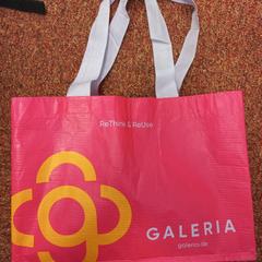 トートバッグ がiLostで Arriva West-Brabant によって報告されました