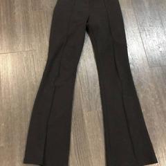 Damesbroek, rapporterat av Libéma Beurzen en Evenementen med iLost