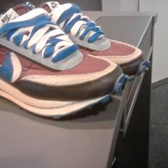 Cipő nike schoenen, amint azt SnowWorld Landgraaf az iLost segítségével jelentette.