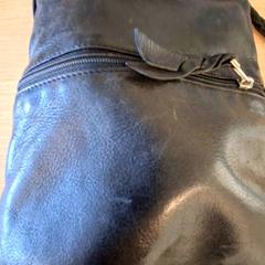 Bolsa Zwart leer, ha sido reportado por Keukenhof con iLost