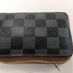 Portfel - Yurdagoz, zgłoszono przez Centraal magazijn przy użyciu iLost