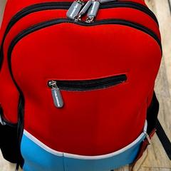 バックパック Rood がiLostで IKEA Delft によって報告されました