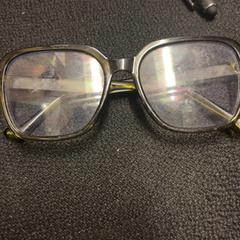 Glasses, as reported by KABUL à GoGo / Teatro using iLost