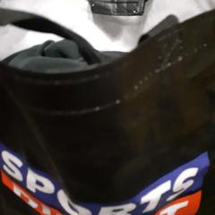 Bag met kleren en schoenen, as reported by Regio Limburg - Leuven using iLost