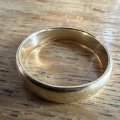 Ring, goudkleurig, as reported to iLost