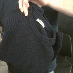 Sweater, as reported by MEININGER Hotel Vienna Downtown Franz using iLost